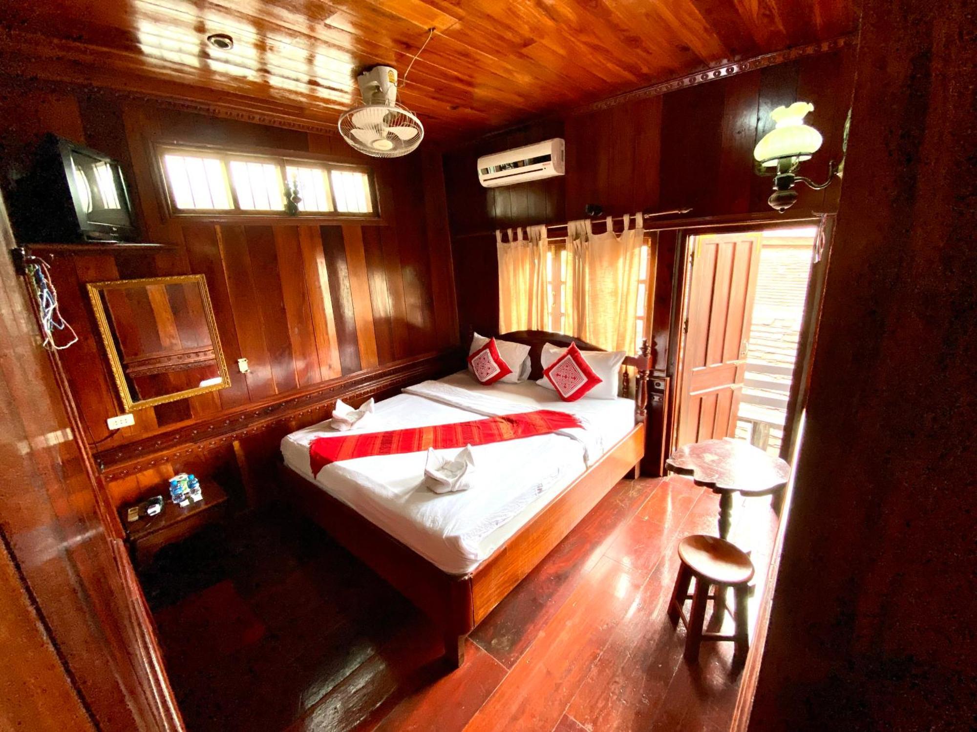 Soutikone1 Guesthouse Luang Prabang Buitenkant foto